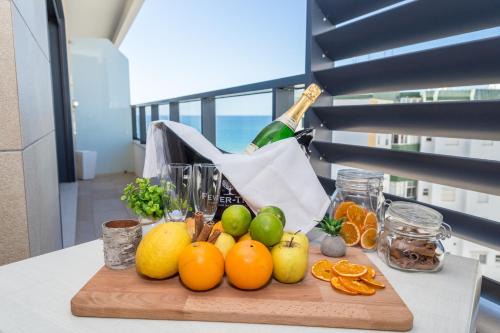 Praia da Rocha Apartment | Prime Oceanfront Stay at Spot Rocha: 4-Star & Perfect Reviews