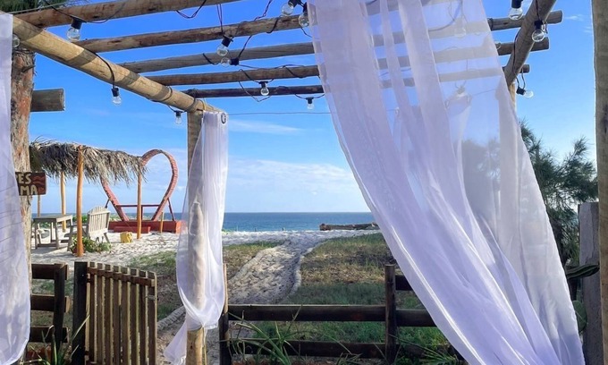 Arraial do Cabo House | Beachfront Bliss: Pet-Friendly Stay with Breakfast & Kitchen