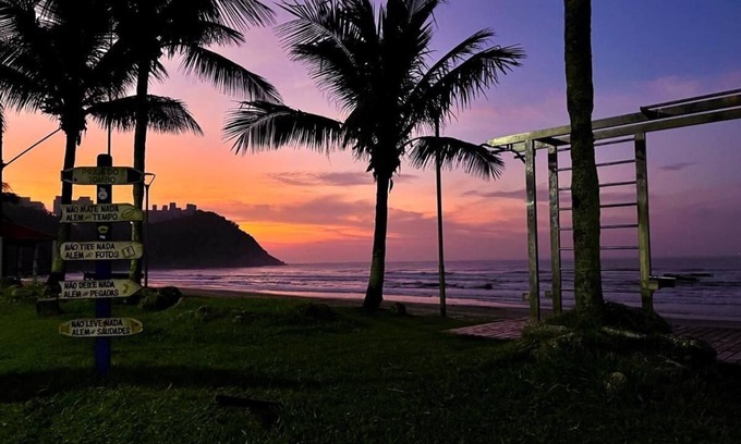 Tombo Apartment | Relax at Pé na Areia do Guarujá - Praia do Tombo
