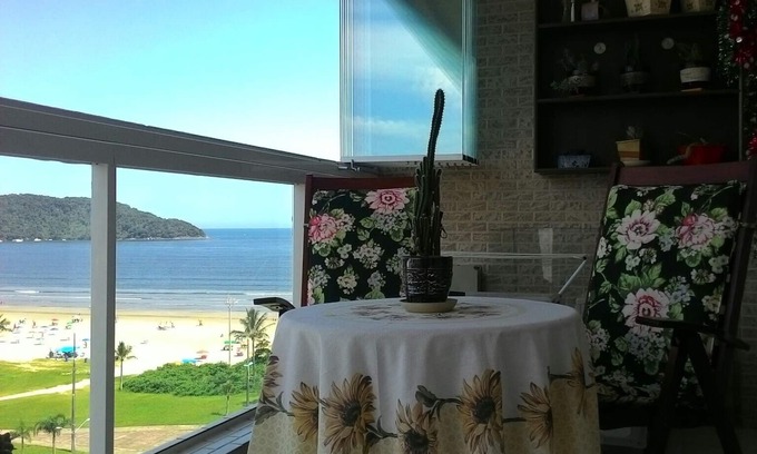 Indaia Apartment | Prime Ocean View Hotel at Pé na Areia, Indaiá Beach