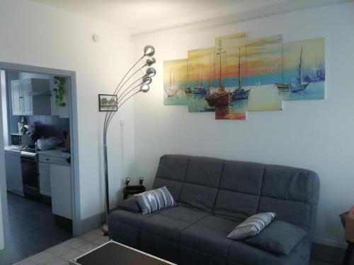 Fourchambault Apartment | Comfortable Pégase Meublé 3*** – Pet and Child Friendly Stay