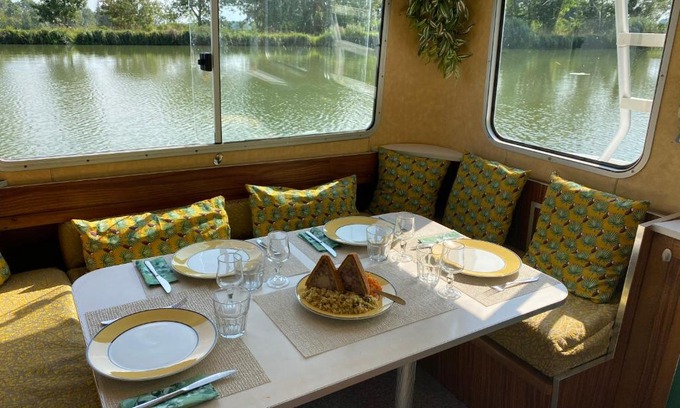 Saint-Symphorien-sur-Saone Boat Rental | Discover the Unique Péniche St Remy: Pet-Friendly Retreat