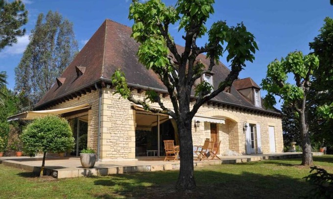 Sarlat-la-Caneda House | Idyllic Périgord House with Scenic Park Views in Sarlat