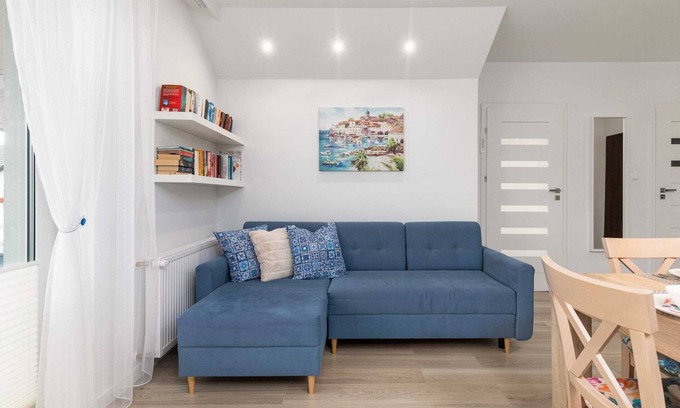 Darlowko Apartment | Cozy Północna 18B: Ocean View, Pet-Friendly Retreat