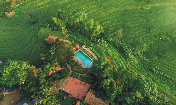 Kho Muong Cabin | Experience Nature at Pù Luông Ecolodge with Pool & Pets