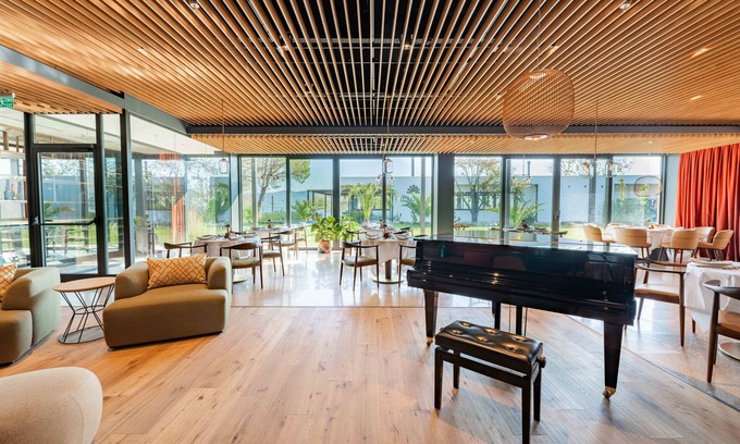 Erdek Hotel | Exceptional Pınar Otel: Ocean Views and Spa Amenities