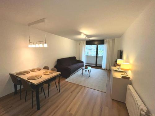 Canillo Apartment | Pet-Friendly Haven at P&C Areny with Great Guest Reviews
