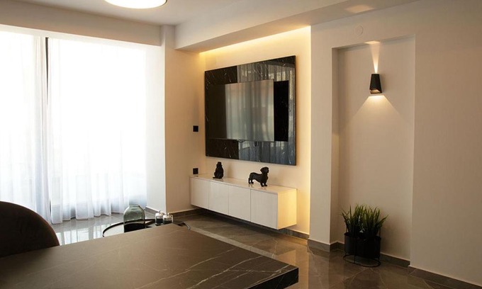 Serres Apartment | Top-Rated P J Luxury Suites: Family-Friendly Stays