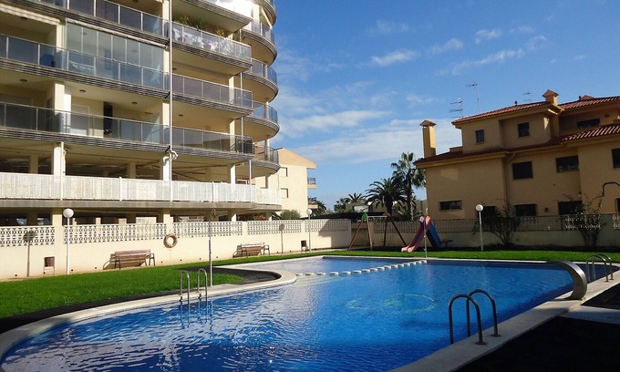 Peniscola Apartment | Ocean View Retreat at P. Maritimo – Guest Rated 9/10