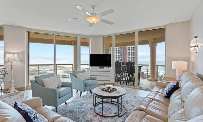 Pensacola Beach Condo | Updated 3B Portofino Retreat with Oceanfront Views