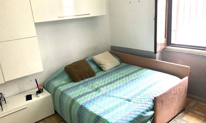 Brindisi Histotic Center Apartment | Explore P4T Studio in Duomo's City Center with Breakfast