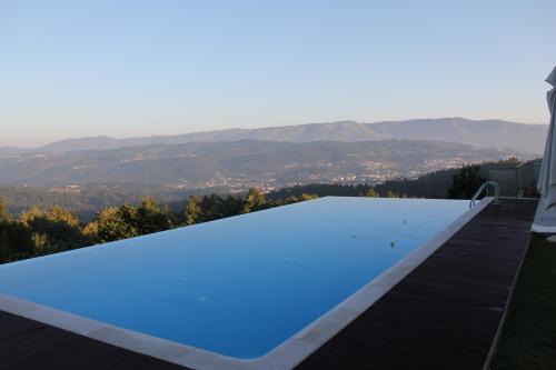 Figueiredo das Donas House | Oceanfront Escape at Paço da Torre de Figueiredo das Donas