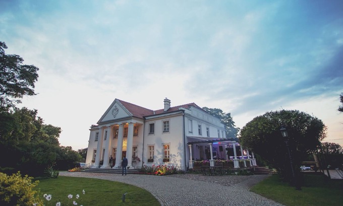 Marcinkowo Gorne Hotel | Pałac Grochowiska Szlacheckie