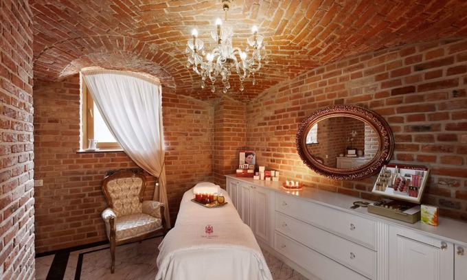 Mortegi Hotel | Indulge at the Pałac Mortęgi Hotel Spa - 4-Star Retreat