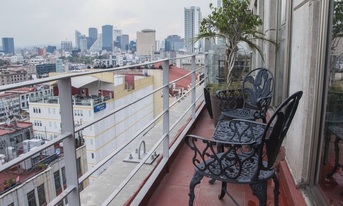 Colonia Centro Condo | Discover PA Suites in Historic Center with Pool & Tours