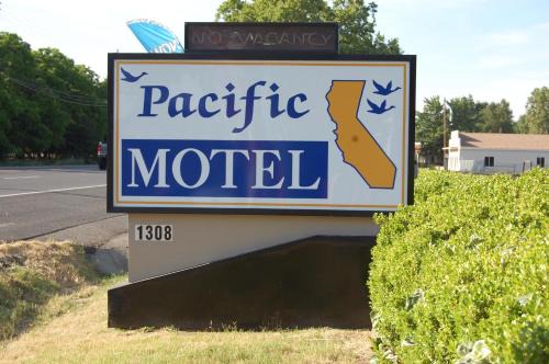 Gridley Hotel | Pet-Friendly Pacific Motel with Family Amenities Awaits You