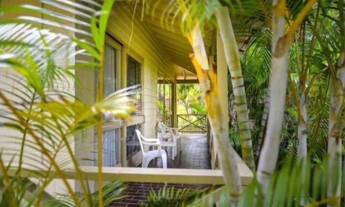 Elizabeth Beach House | Discover Pacific Palms Resort with Pool & Family Perks