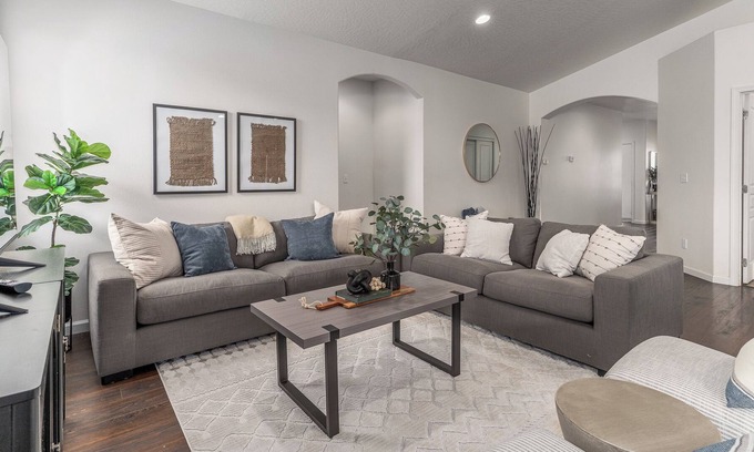 Spokane House | Pacific Paradise - Airway Heights Home