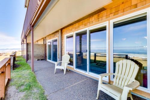 Neskowin Apartment | Pacific Sands Unit #10