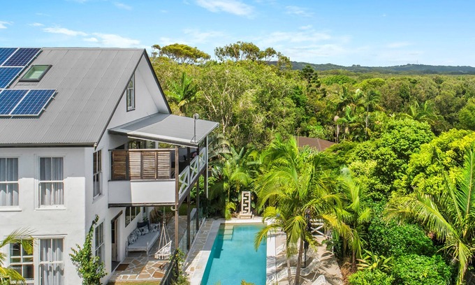 Byron Bay Villa | Discover Pacifique Byron: Elegant European Villa Bliss