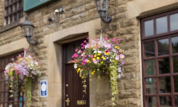 New Mills Hotel | Pack Horse Inn: Guest Rated 9.8 with Family-Friendly Dining
