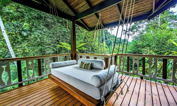 Bajo Tigre Cabin | Unforgettable Experience at Pacuare Lodge by Böëna