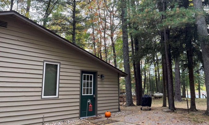 Rapid City Cabin | Paddler's Retreat