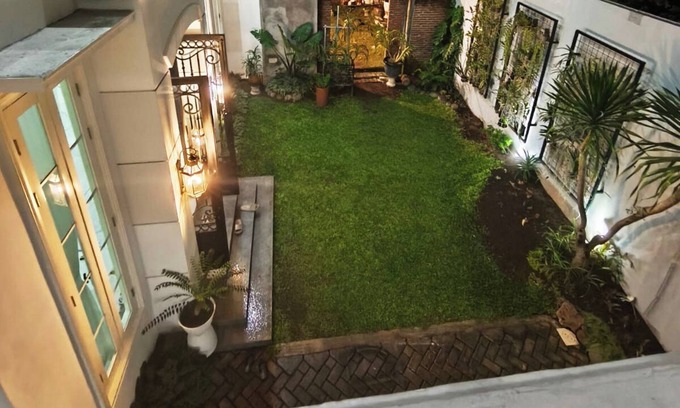 Tulungagung Hotel | Padekostay