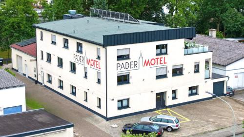 Kernstadt Apartment | Highly Rated Pader-Motel: Family-Friendly with Breakfast