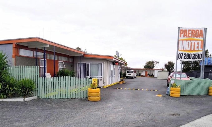 Paeroa Hotel | Pet-Friendly Paeroa Rail Trail Motel with Great Amenities