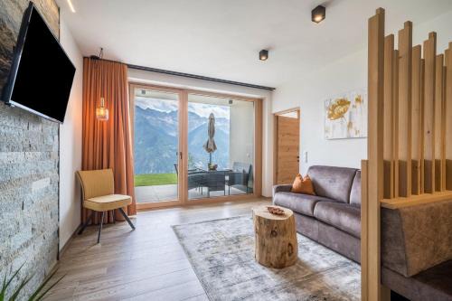 Lasa Apartment | Exquisite Paflur Lodges Bergtraum: Rated 9.7/10, Family-Friendly