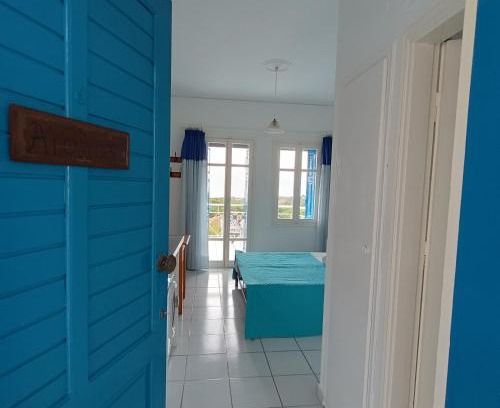Varia Apartment | Inviting Pafsilipo Studios: Perfect for Families and Pets