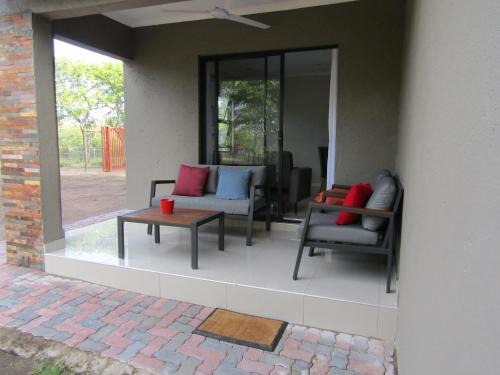 Ha-Lambani House | Family-Friendly Pafuri Gate Guesthouse - Rated 9/10!
