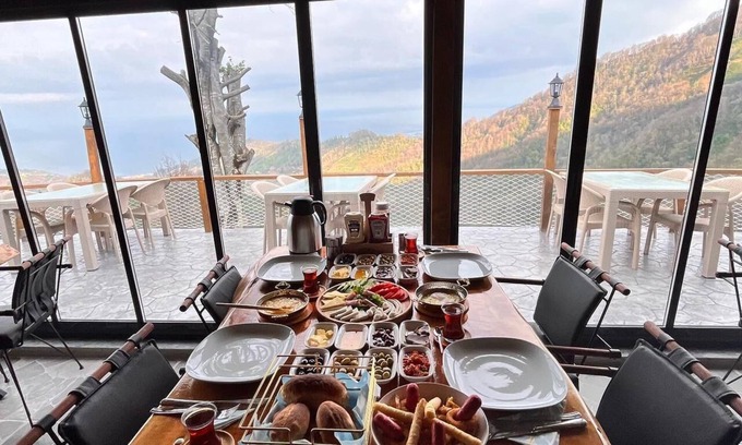 Hopa Hotel | Pagen Bungalov
