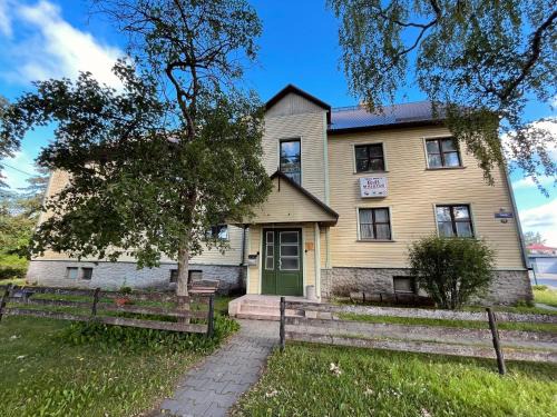 Paide Bed & Breakfast | Cozy Paide B&B: Family-Friendly Stay with Breakfast Included