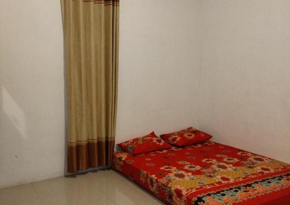 Kuta House | Pet-Friendly Pakok Homestay: Your Cozy Budget Retreat