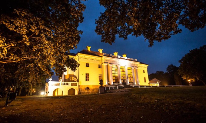 Siauliai County Hotel | Experience Elegance at Pakruojis Manor's Palace Boutique Hotel