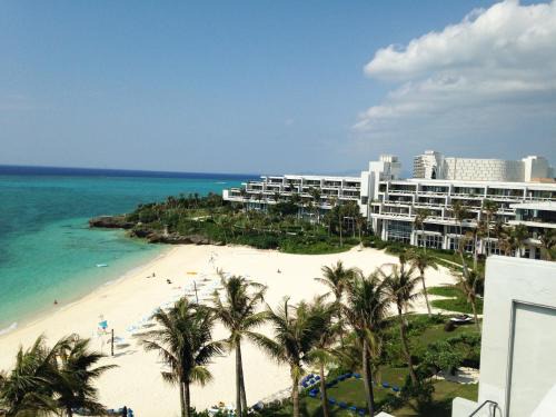 Maeganeku Hotel | Discover the Beauty at Palace In Moon Beach Resort