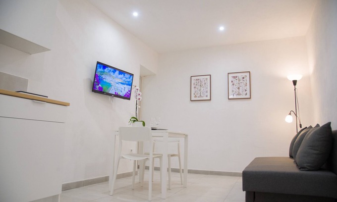 Mergellina Apartment | Family-Friendly Retreat at Palace of the Gulf, Ischia