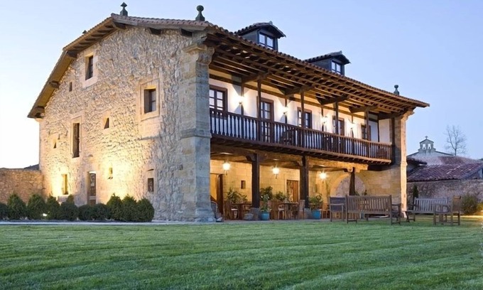 Tonanes Hotel | Experience Palación de Toñanes: Rated 9.2 with Spa & Pool