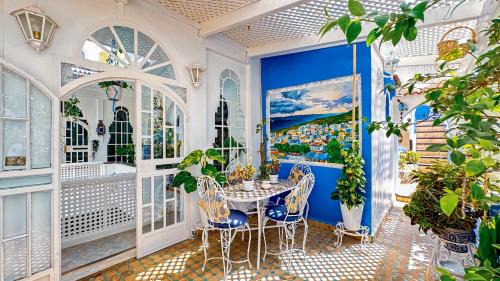 Medina of Chefchaouen House | Discover PALACIO AL ANDALUS: Family-Friendly Getaway