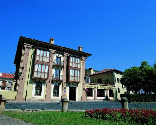 Ezcaray Hotel | Palacio Azcárate Hotel: Oceanfront Comfort and Pet-Friendly Stays