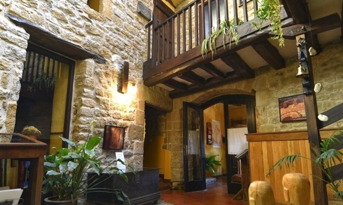 Orisoain House | Discover Palacio de Orisoain: 4-Star Oasis with Spa & Dining