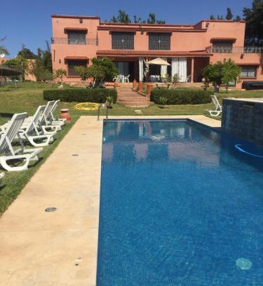 Sala Al Jadida House | Discover Palais d'hôtes: Oceanfront Retreat with Pool