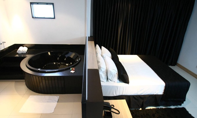 Sao Vicente Hotel | Elegant Palais Hotel: Family-Friendly with Spa & Dining