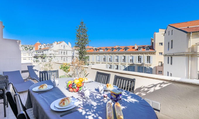 Musicians Quarter Apartment | Experience Comfort at PALAIS L'ESCURIAL AP4069 by RIVIERA