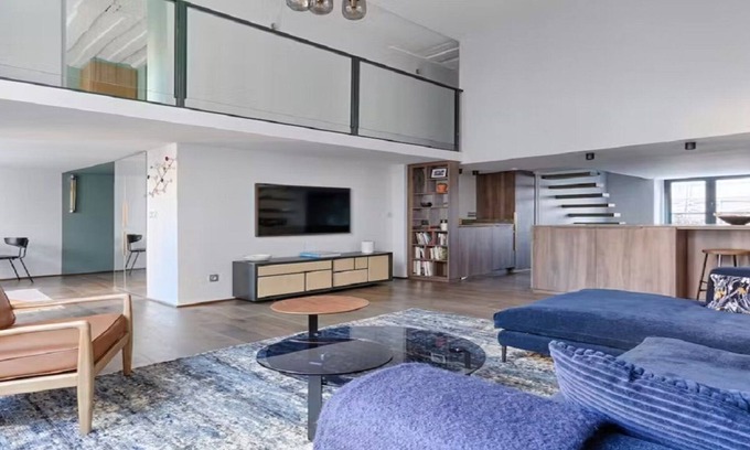 Paris City Center Apartment | Discover Palais Royal Louvre: A Duplex with Unique Amenities