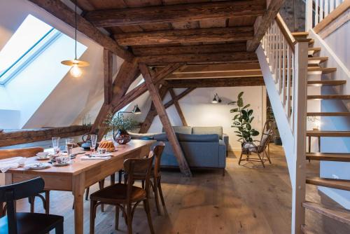 Lahr Apartment | Discover Palais Wunderlich: Oceanfront Haven with Top Ratings