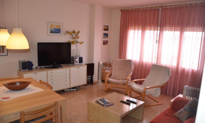 Palamos Apartment | Oceanfront PalamosBeach: Guest Rated 10/10, Pet Friendly