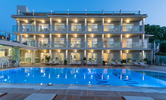 Gouvia House | Exceptional Palapart Gikas in Gouvia with Pool & Breakfast